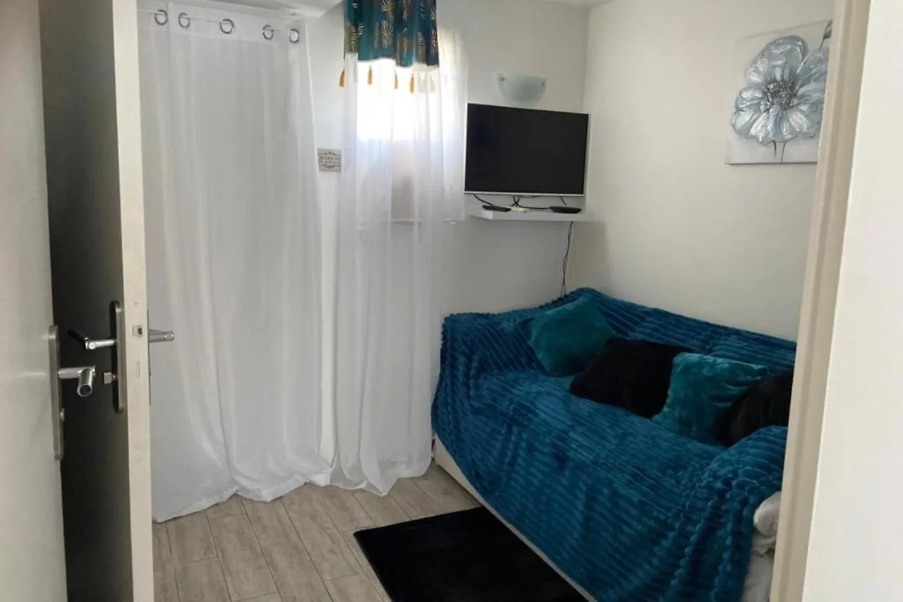 Studio At 200M From Beach Residence With Pool Cannes